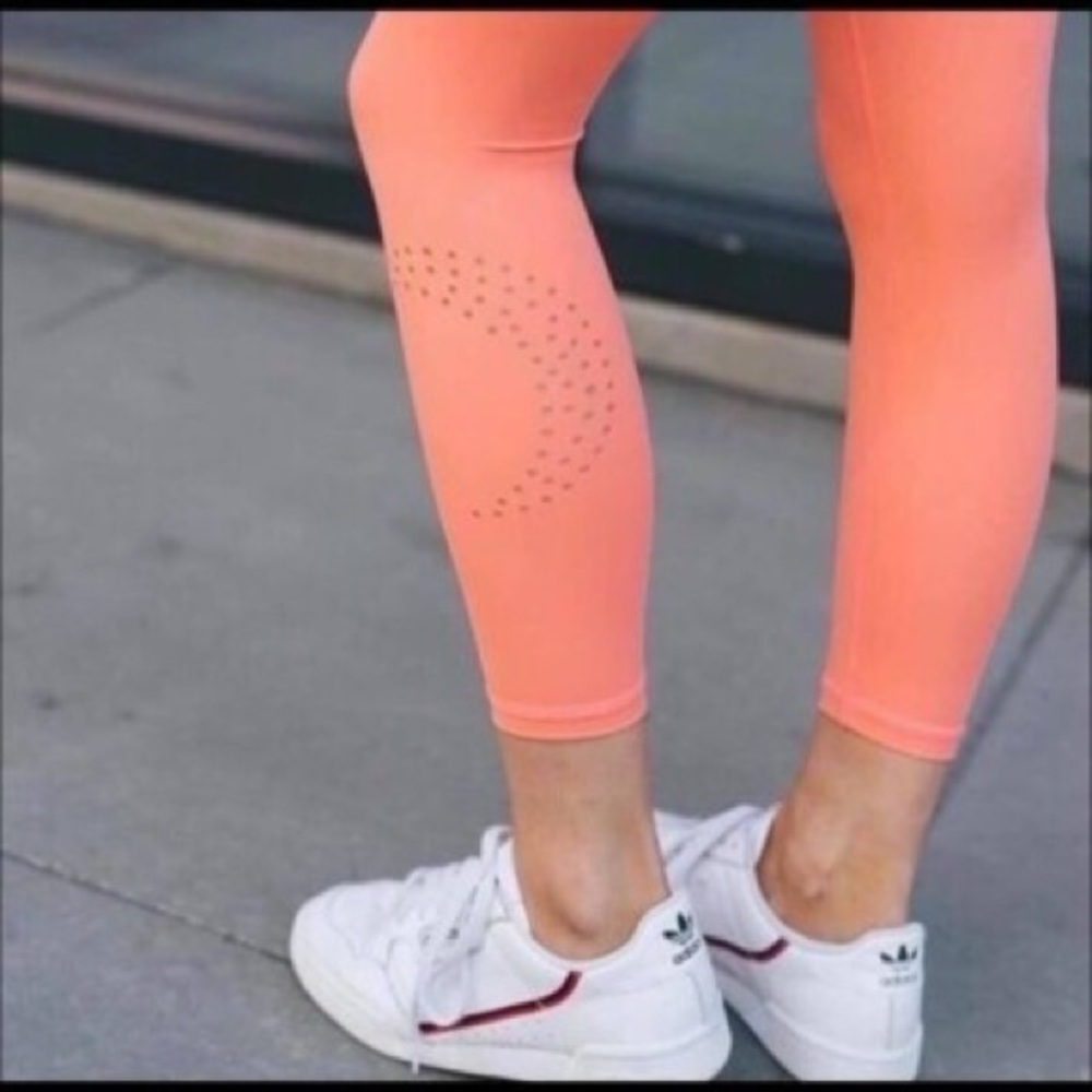 Zyia Active Legging Sport Moon Cut Out Bright Coral size 6-8 - Picture 14 of 15